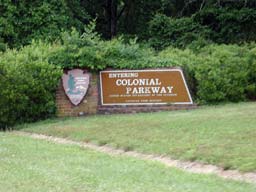 Entering Colonial Parkway